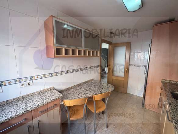Chalet pareado en venta en Av Europa Alfajarin