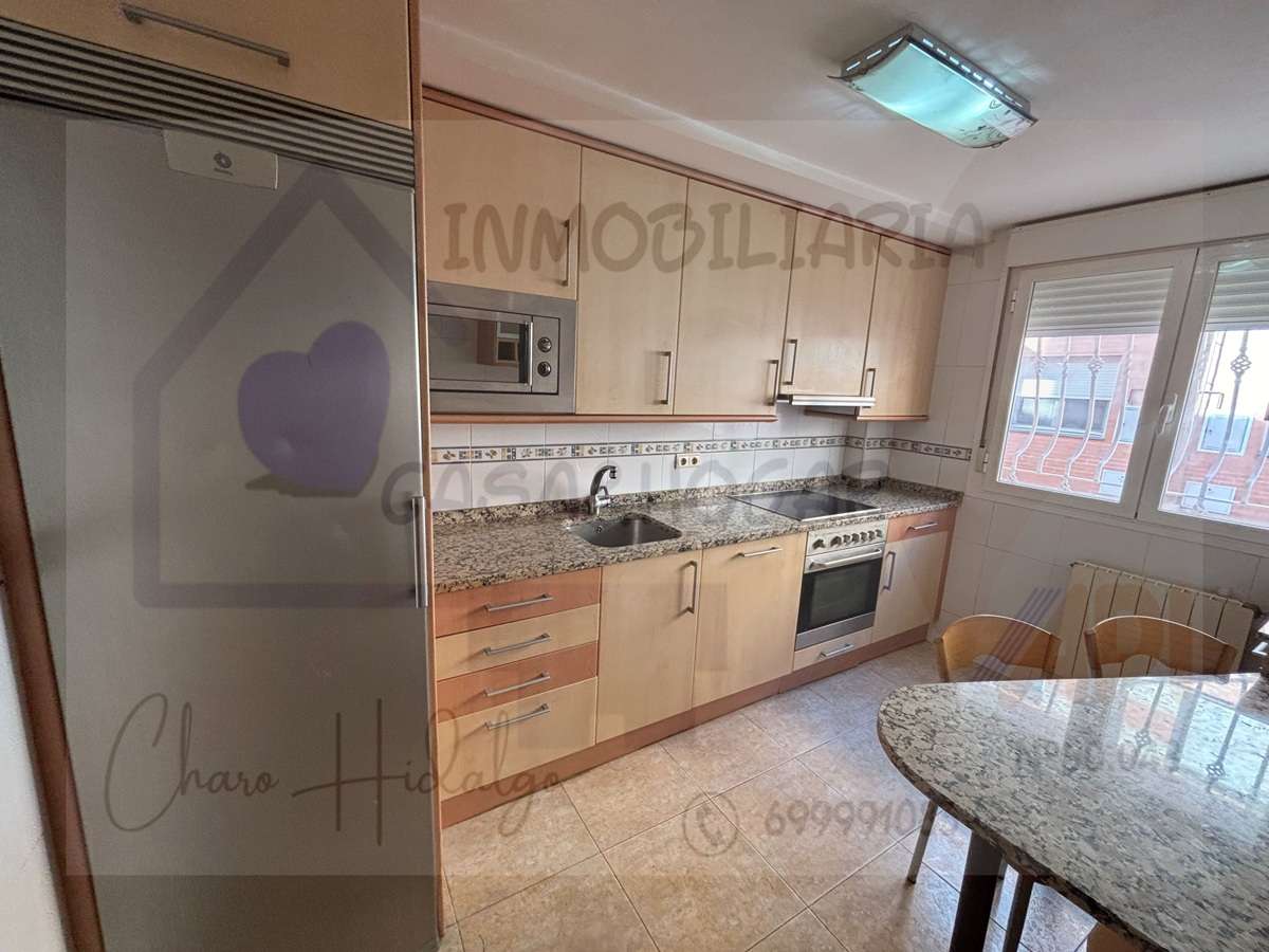 Chalet pareado en venta en Av Europa Alfajarin
