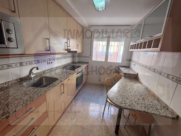 Chalet pareado en venta en Av Europa Alfajarin